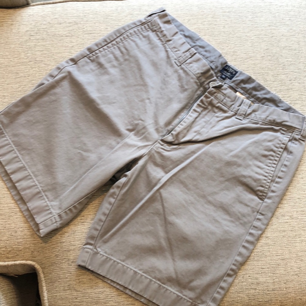 Light grey men’s size 34W shorts 9”